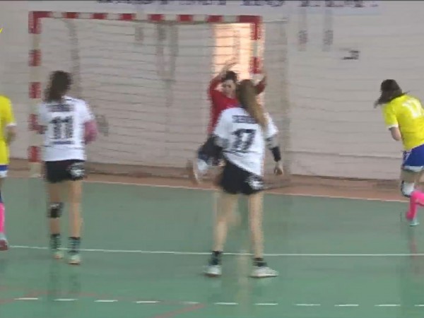 HK Junior Močenok - HK Slávia Sereď