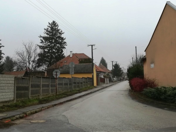 Rekonštrukcia chodníka vo Vinohradskej ulici po materskú školu