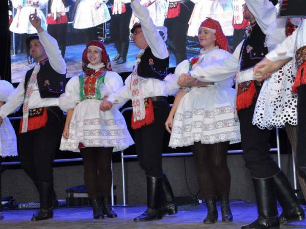Nadácia SPP podporila komunitný a regionálny rozvoj v obci Močenok