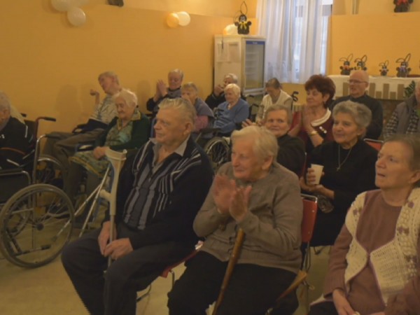 Fašiangové popoludnie v domove dôchodcov