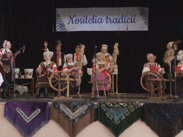Regionálna prehliadka folklórnych súborov - Nositelia tradícii