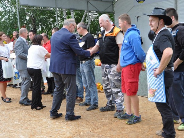 Súťaž vo varení guláša a smotanového koláča na Dňoch Obce Močenok 2018