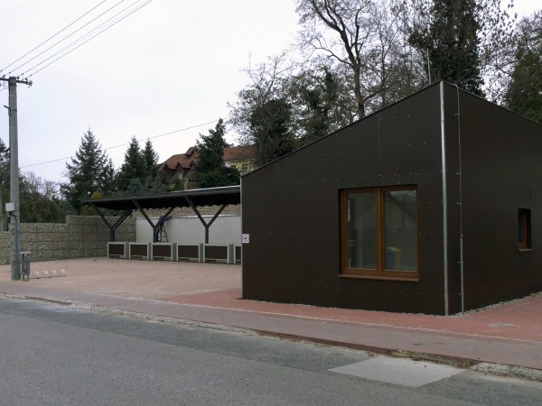 Miestne trhovisko skolaudované
