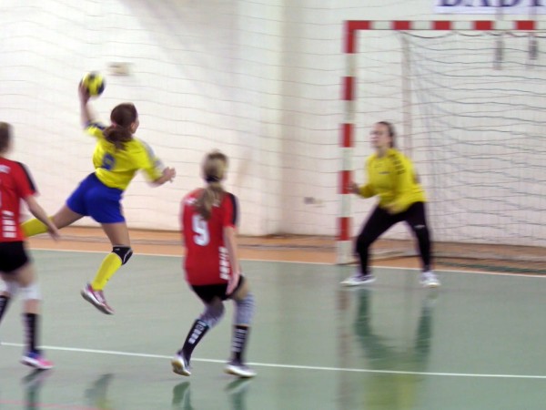 HK Junior Močenok - MŠO Štúrovo   24. 11. 2018
