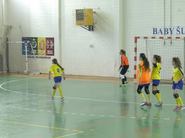 mladšie žiačky HK Junior Močenok - MŠK Dunajská Streda A 13.3.2019