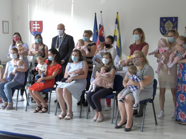 Sviatok povýšenia sv. Kríža - vítanie detí