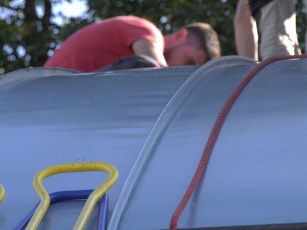 Oprava strechy domu smútku na dolnom cintoríne