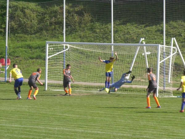 dorast FK Močenok - TJ Slovan Nitra-Chrenová 3.10.2021