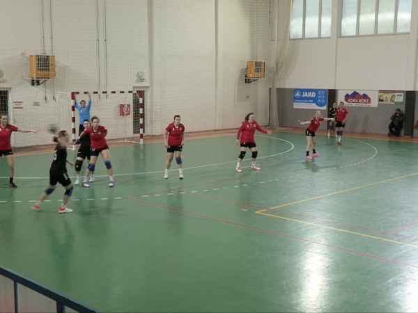HK Junior Močenok - HK Sokol Bánovce