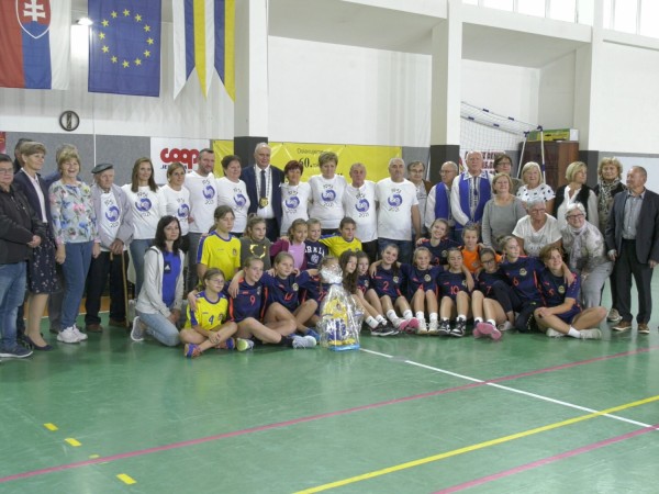 Oslavy 70. výročia hádzanej v obci