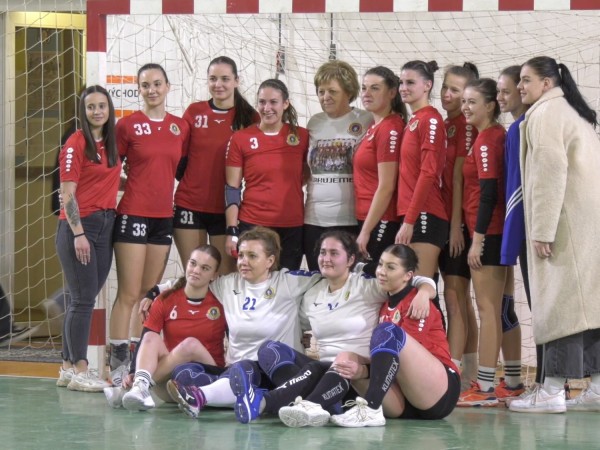 HK Junior Močenok - ŠŠK Bernoláková Košice