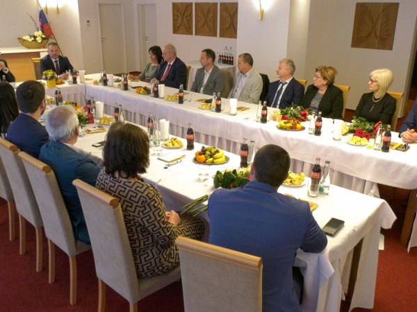 Rokovanie predsedu NSK so starostami šalianskeho okresu