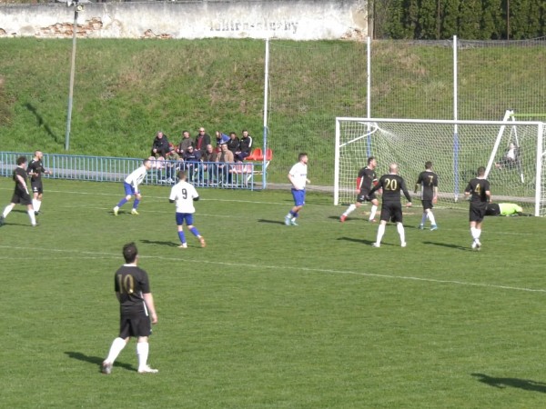 FK Močenok - OŠK Vinohrady nad Váhom