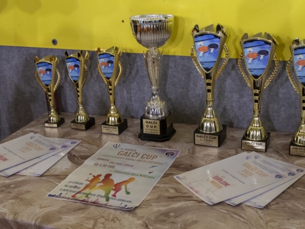 Na GALČI CUP-e súťažilo 96 stolnotenistov