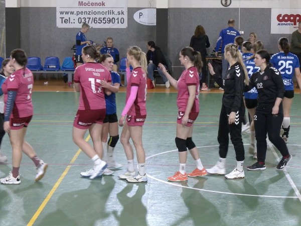 HK Junior Močenok - ŠA Trenčín