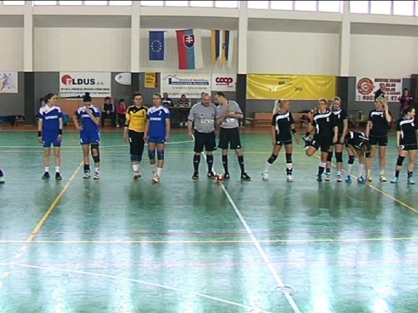 HK Junior Močenok - Handball Zlatná na Ostrove