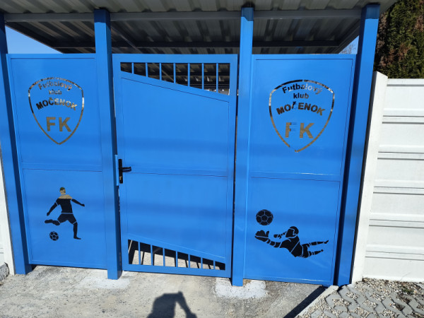 Úspešný projekt na rekonštrukciu oplotenia futbalového štadióna v obci Močenok