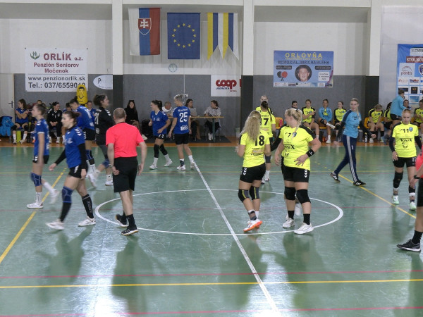 HK Junior Močenok - Handball Zlatná na Ostrove