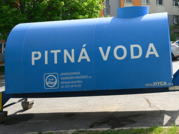 Cisterny s pitnou vodou